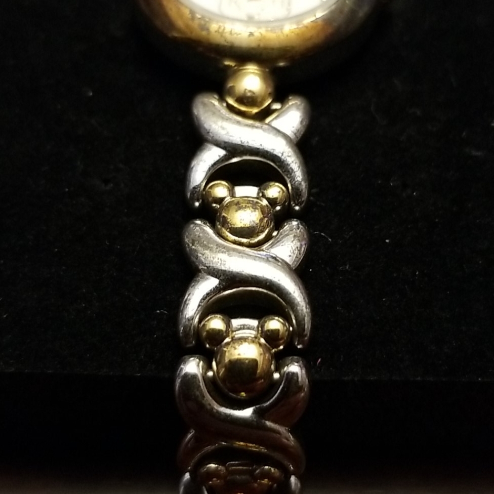 Disney Time Works Watch - Picture 2 of 5